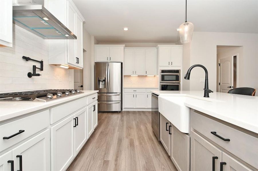 Furnished interior view inside a new home in , Dallas (Image 7).