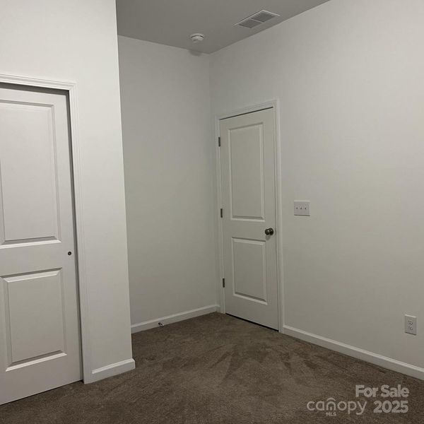 Spacious, unfurnished interior of a new home in , Charlotte (Image 28).