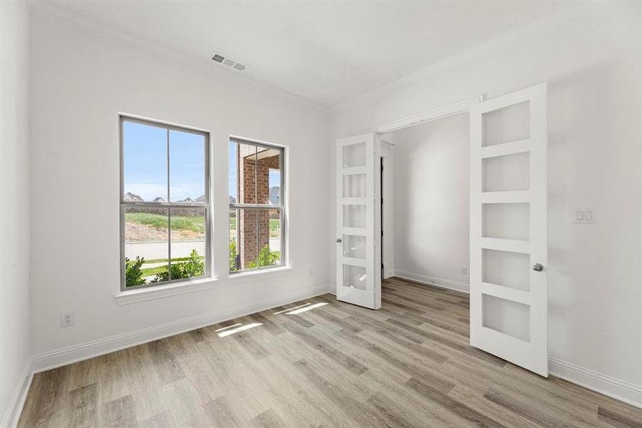 Spacious, unfurnished interior of a new home in Hillside Village 60', Celina (Image 18).