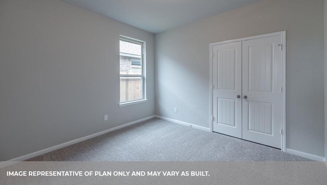 Representative unfurnished interior of a home built from the Fannin by D.R. Horton in Westwood, League City (Image 14).