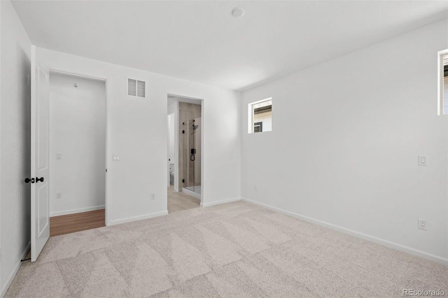 Spacious, unfurnished interior of a new home in , Littleton (Image 22).