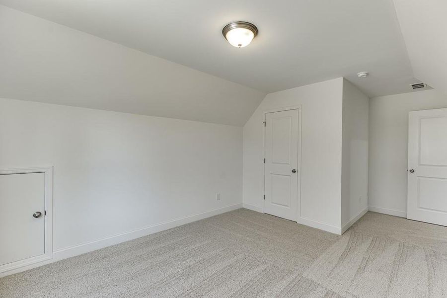 Spacious, unfurnished interior of a new home in , Commerce (Image 41).