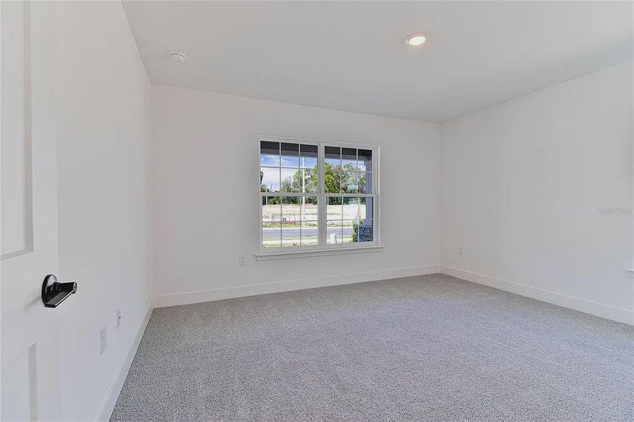 Spacious, unfurnished interior of a new home in Briarwood, Alachua (Image 19).