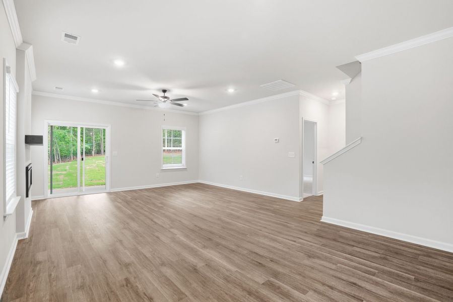 Spacious, unfurnished interior of a new home in Broadway Lake, Anderson (Image 16). Spacious, unfurnished interior of a new home in Broadway Lake, Anderson (Image 16).