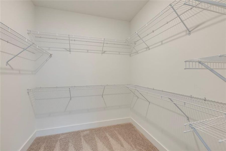 Spacious, unfurnished interior of a new home in Ashbury, Roswell (Image 43).