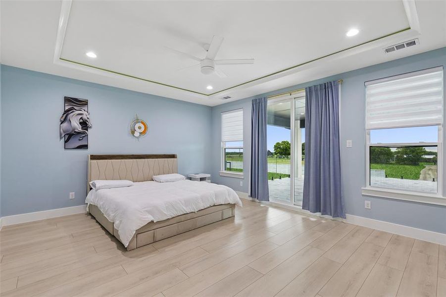 Furnished interior view inside a new home in , Van Alstyne (Image 26).