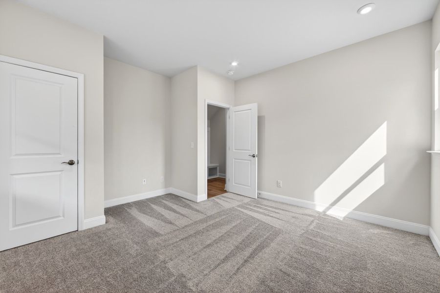 Spacious, unfurnished interior of a new home in Archer Row, Charlotte (Image 30). Spacious, unfurnished interior of a new home in Archer Row, Charlotte (Image 30).