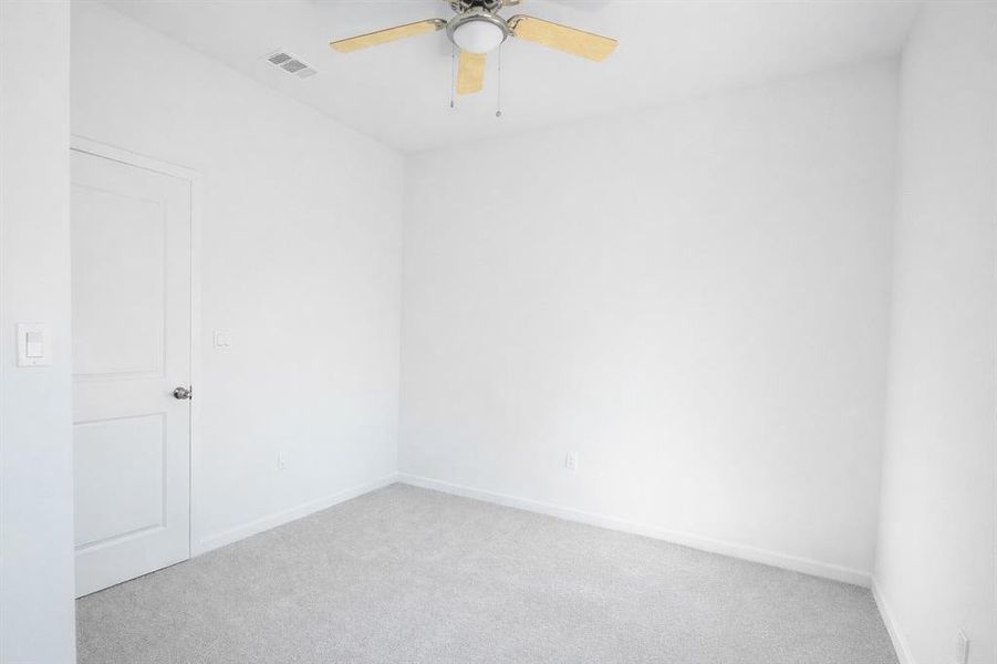 Spacious, unfurnished interior of a new home in , Fort Worth (Image 13).