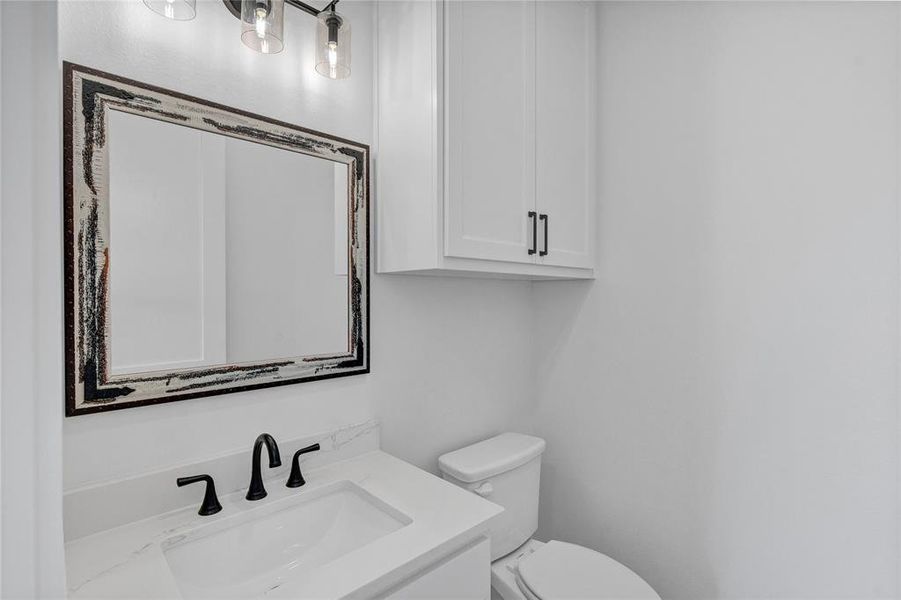 Furnished interior view inside a new home in Oak Water Ranch, Granbury (Image 7). Furnished interior view inside a new home in Oak Water Ranch, Granbury (Image 7).