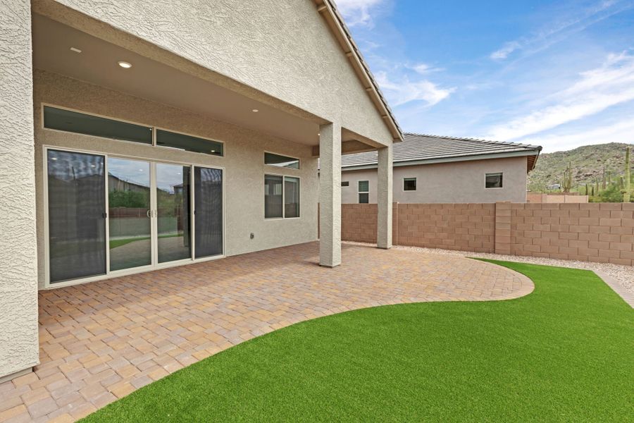 Exterior details and patio area of a home in Saguaro Reserve II, Marana (Image 12).