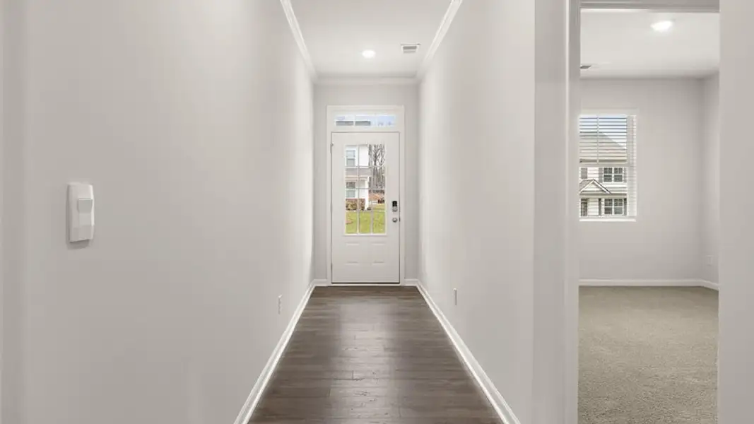 Spacious, unfurnished interior of a new home in Thompson Ridge, Dallas (Image 25). Spacious, unfurnished interior of a new home in Thompson Ridge, Dallas (Image 25).