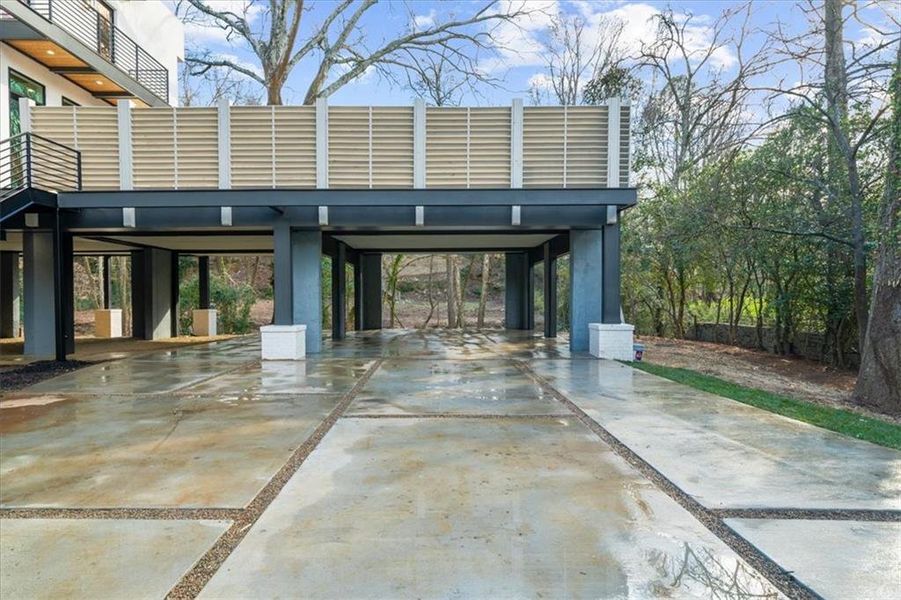 Exterior details and patio area of a home in , Atlanta (Image 41).