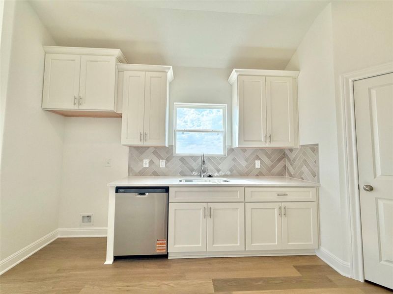 Furnished interior view inside a new home in Porter Country, Buda (Image 7).