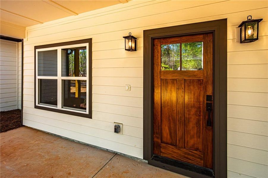 Exterior details and patio area of a home in , Dawsonville (Image 4).