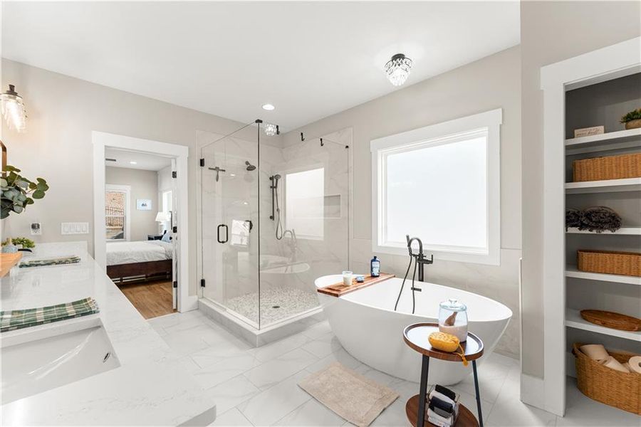 Furnished interior view inside a new home in , Jefferson (Image 43).