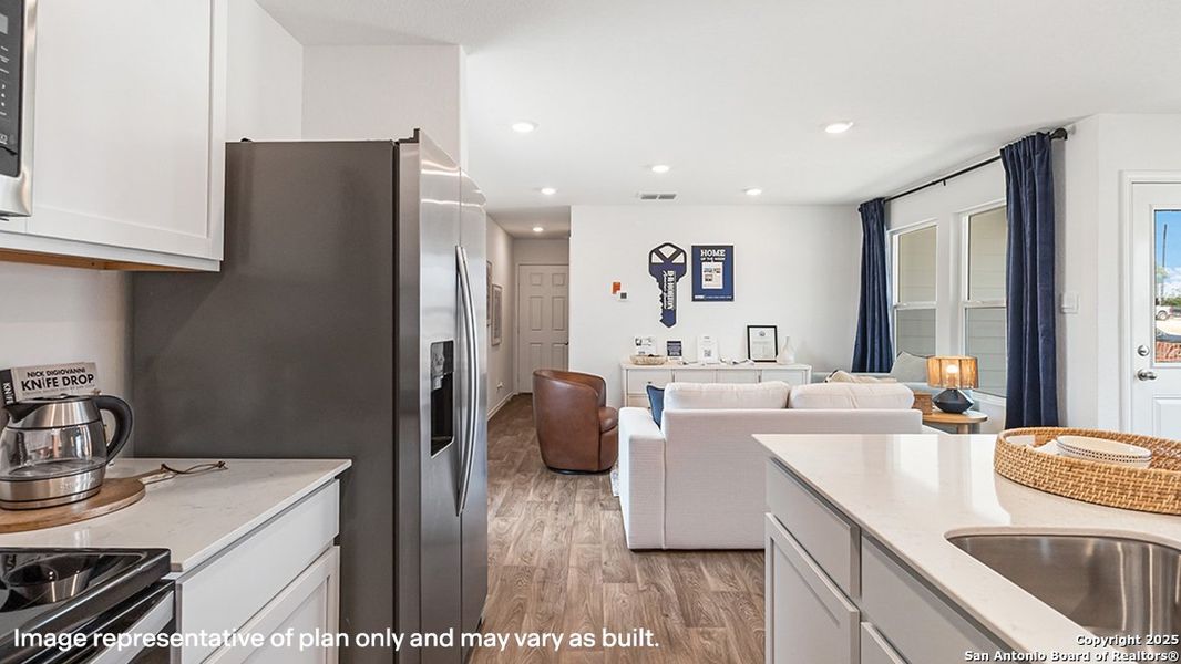 Furnished interior view inside a new home in Sonora, San Antonio (Image 11). Furnished interior view inside a new home in Sonora, San Antonio (Image 11).