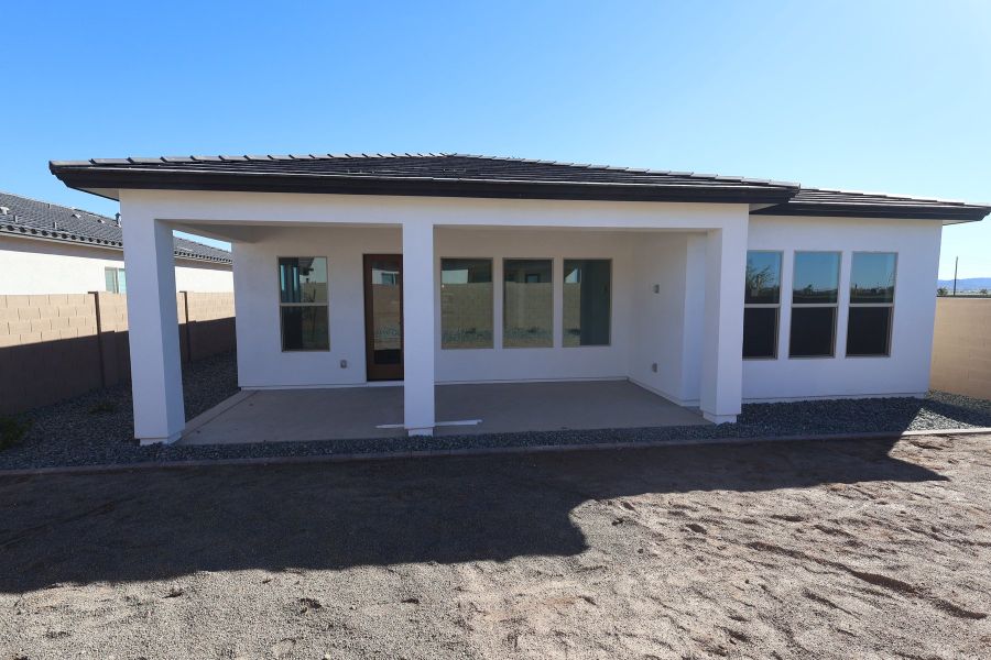 Exterior details and patio area of a home in Tavolo at Soleo, San Tan Valley (Image 3).