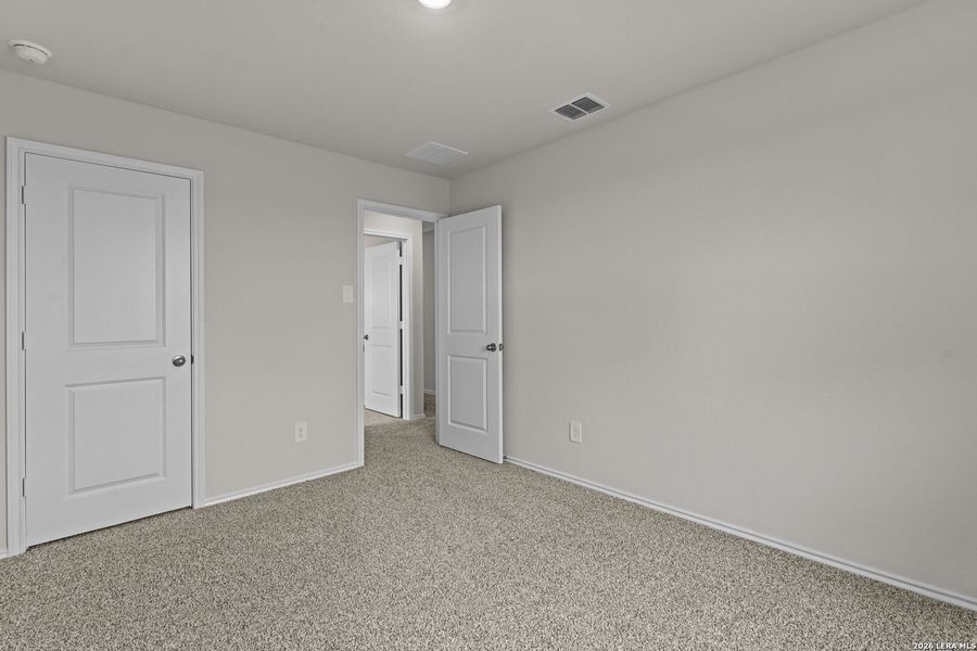 Spacious, unfurnished interior of a new home in Swenson Heights, Seguin (Image 35).
