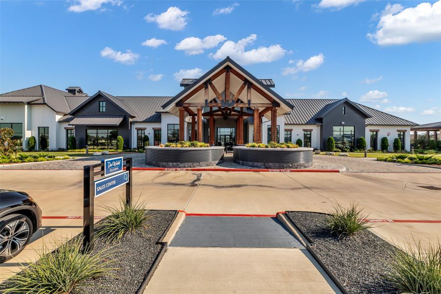 Community and events center is action and amenity packed! Del Webb has a top flight program.  This is the real deal! Realtor Elizabeth Villarreal has personal experience with the amenities and gives Del Webb Fulshear a thumbs up.  https://www.delwebb.com/del-webb-life