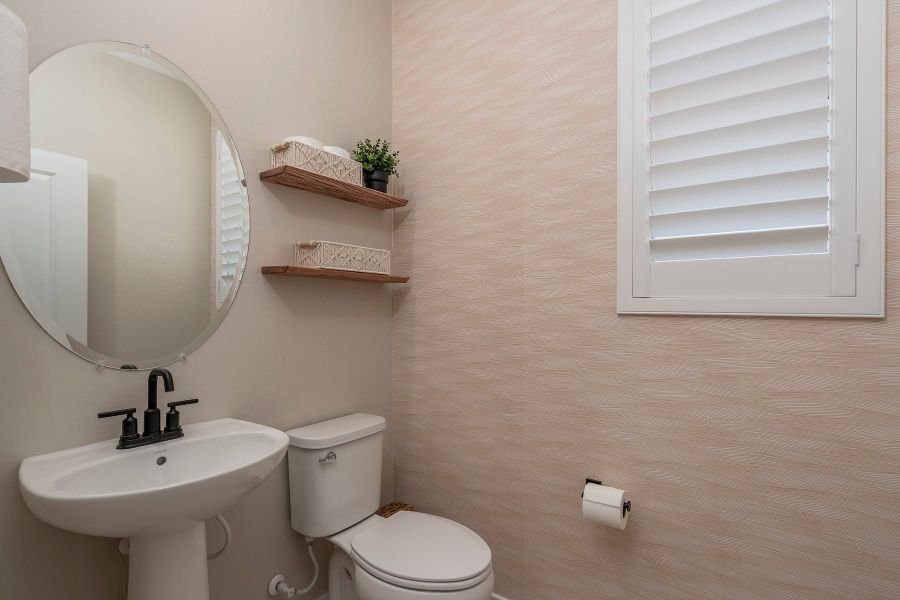 Furnished interior view inside a new home in Estrella, Goodyear (Image 6).