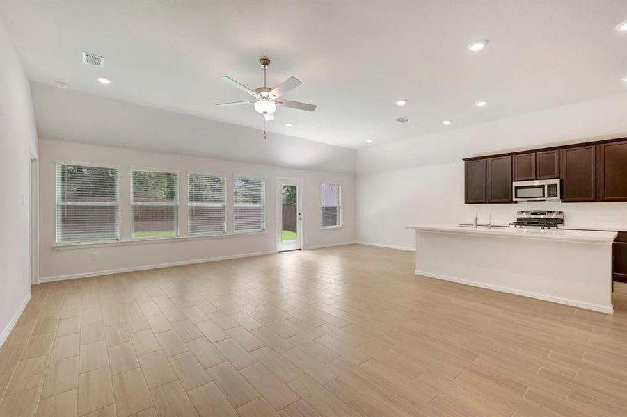 Spacious, unfurnished interior of a new home in Kings Way, Denton (Image 35). Spacious, unfurnished interior of a new home in Kings Way, Denton (Image 35).