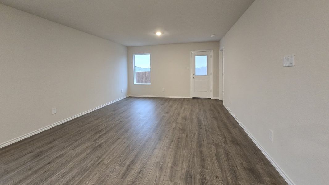 Spacious, unfurnished interior of a new home in Leonard Crossing, Leonard (Image 6).
