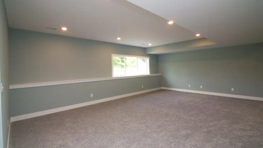 Representative unfurnished interior of a home built from the The Hartland by Norfolk Homes in Offsite Builds Southern Michigan, Ann Arbor (Image 63).