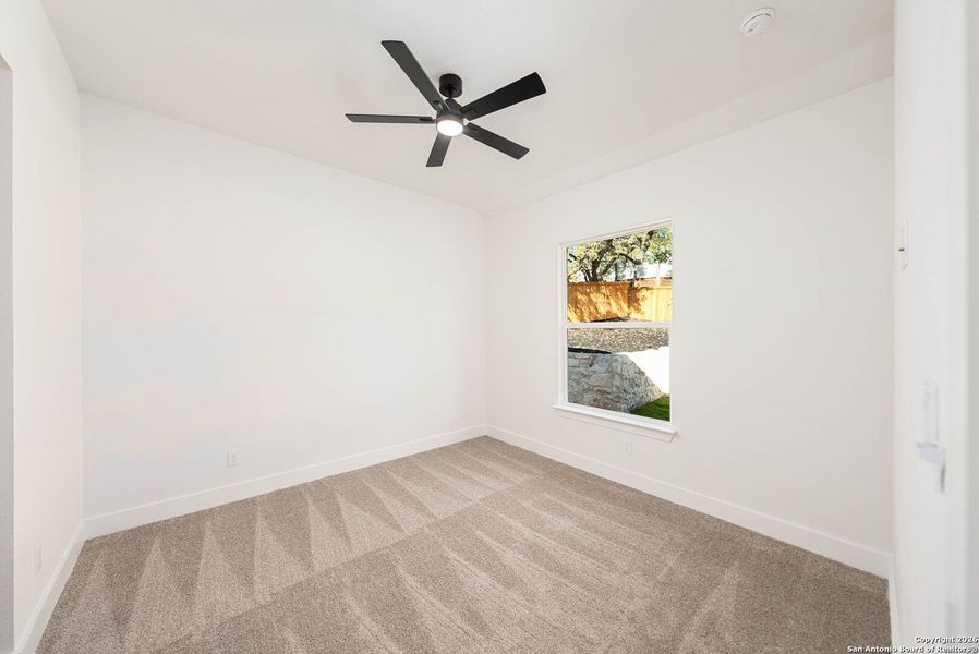 Spacious, unfurnished interior of a new home in , San Antonio (Image 26).