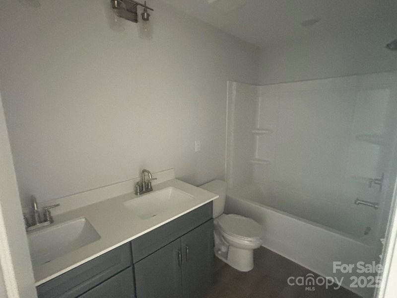 Furnished interior view inside a new home in Waterford Commons, Rock Hill (Image 5). Furnished interior view inside a new home in Waterford Commons, Rock Hill (Image 5).