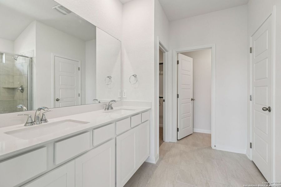 Furnished interior view inside a new home in Legendary Trails - Classic Series, Cibolo (Image 8). Furnished interior view inside a new home in Legendary Trails - Classic Series, Cibolo (Image 8).