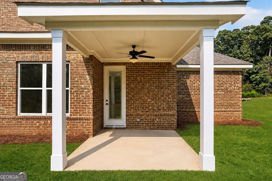 Exterior details and patio area of a home in Patillo Manor, Stockbridge (Image 3).