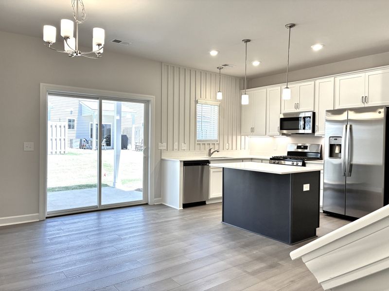 Furnished interior view inside a new home in Holly Ridge, Greenville (Image 8).