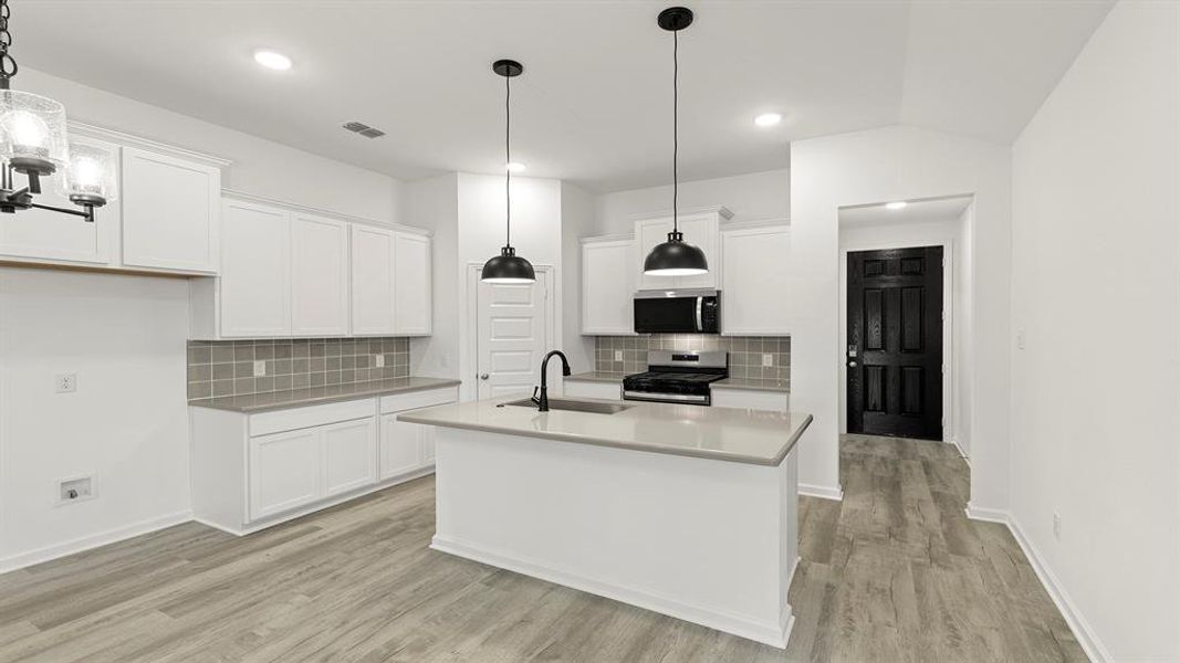 05. 1662 Gracehill - Kitchen (2)