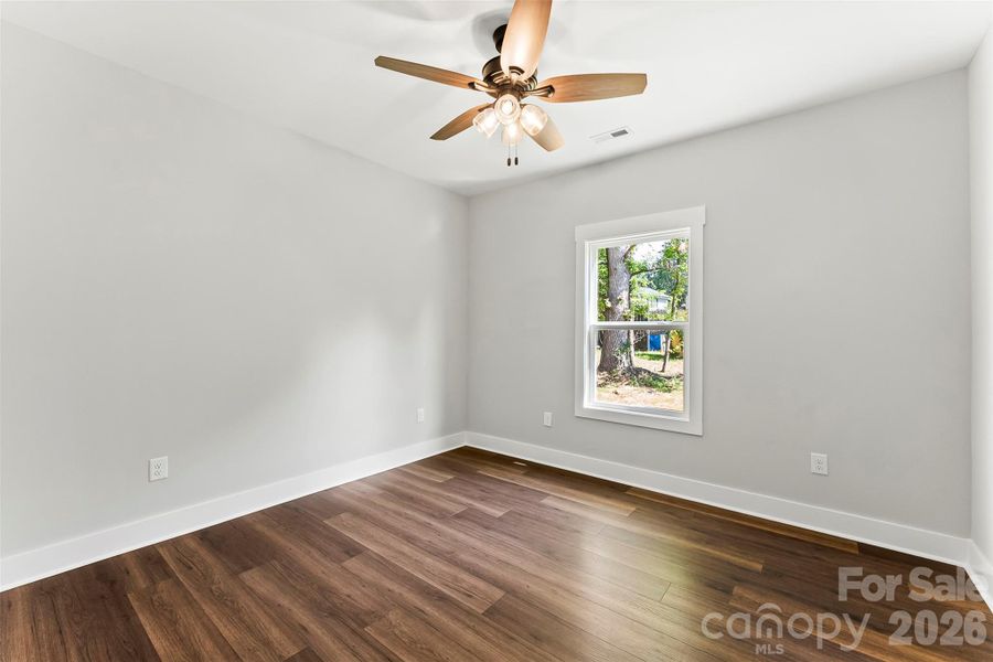 Spacious, unfurnished interior of a new home in , York (Image 42).