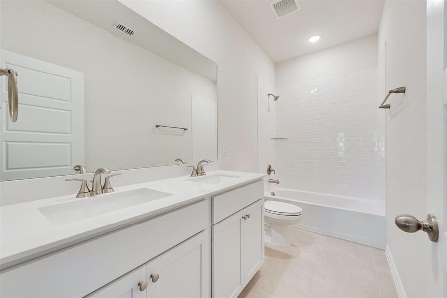 Furnished interior view inside a new home in Walden Pond, Forney (Image 3).