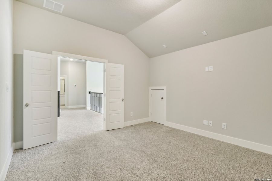 Spacious, unfurnished interior of a new home in , San Antonio (Image 28). Spacious, unfurnished interior of a new home in , San Antonio (Image 28).