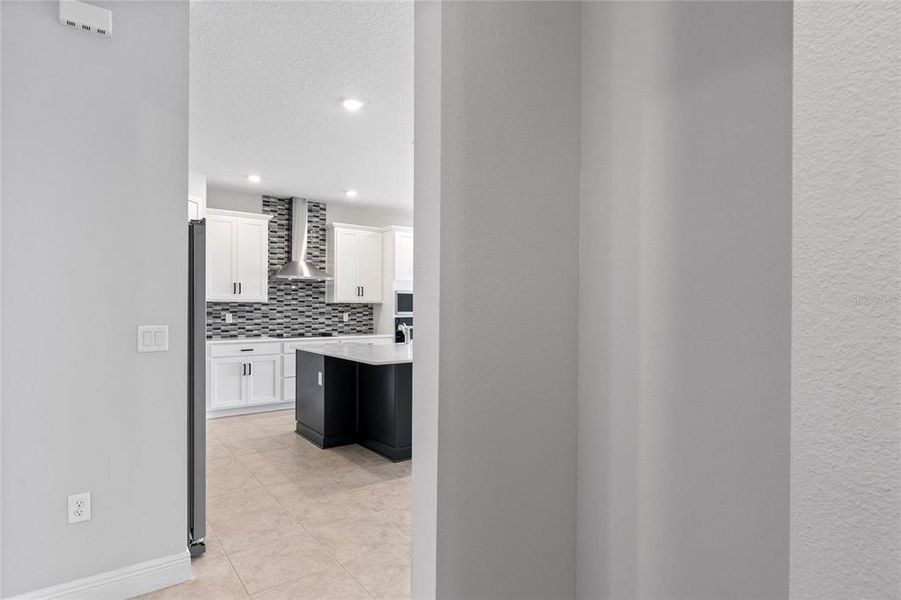 Furnished interior view inside a new home in Hills of Minneola, Minneola (Image 12).