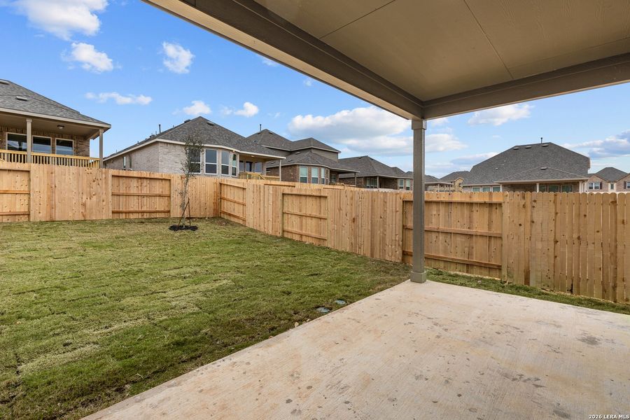 Exterior details and patio area of a home in Horizon Ridge, San Antonio (Image 3). Exterior details and patio area of a home in Horizon Ridge, San Antonio (Image 3).