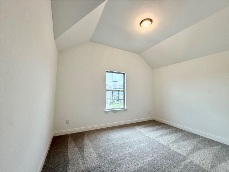 Spacious, unfurnished interior of a new home in Flora, Hutto (Image 21).
