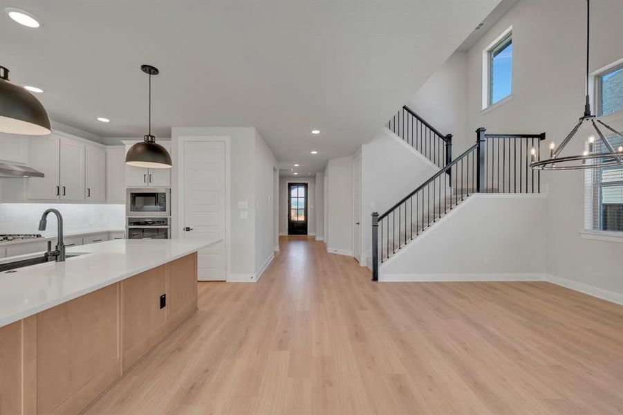 Furnished interior view inside a new home in Mantua Point Classics, Van Alstyne (Image 10).