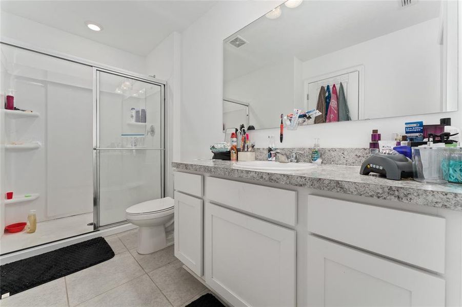 Furnished interior view inside a new home in Ashford Place, St. Cloud (Image 9).