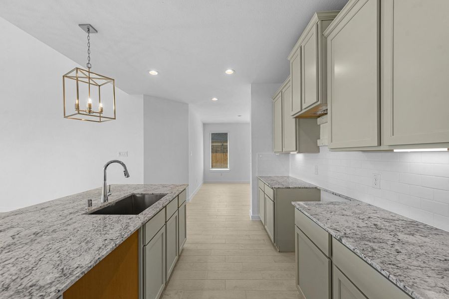 Furnished interior view inside a new home in Huntington Place, Rosharon (Image 8).