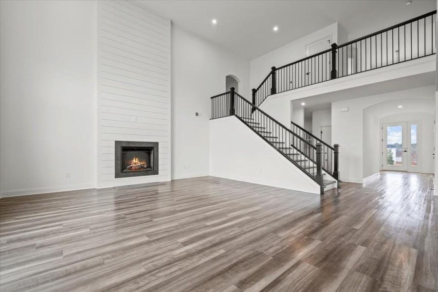 Spacious, unfurnished interior of a new home in Twin Lakes, Hoschton (Image 24).