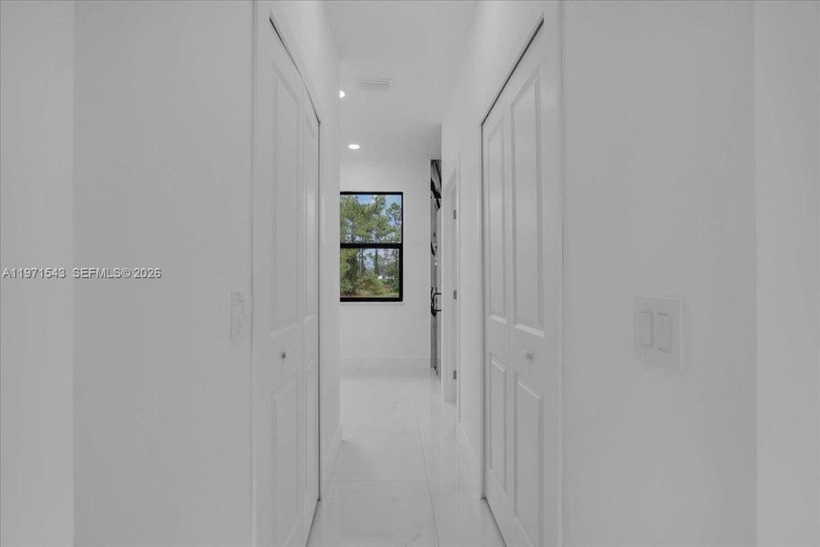 Spacious, unfurnished interior of a new home in , Lehigh Acres (Image 54).