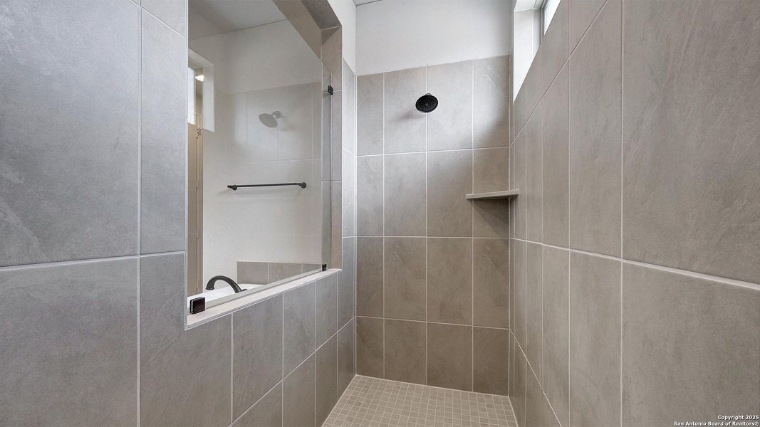 Image 29 of a home in Esperanza 60'. Image 29 of a home in Esperanza 60'.