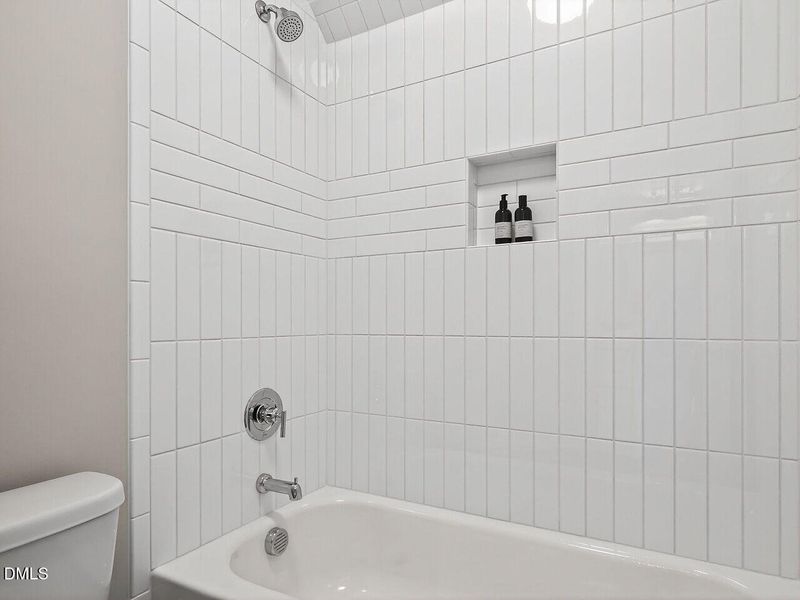 038-1280x960-bathroom 038-1280x960-bathroom