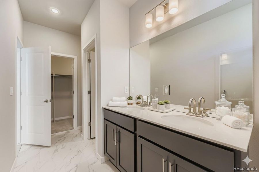 OWNER'S BATH - STAGED