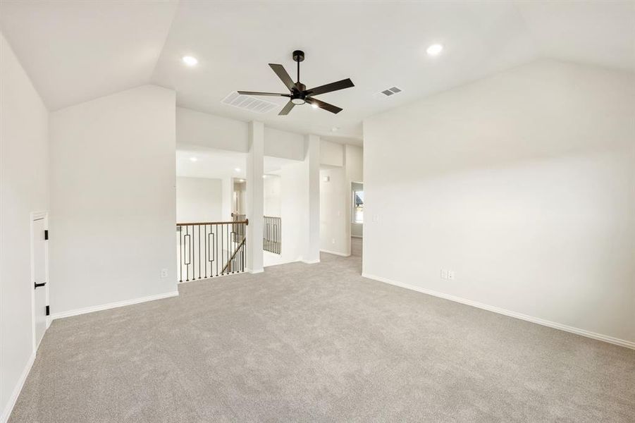 Spacious, unfurnished interior of a new home in Meadow Vista 60-65, Anna (Image 19). Spacious, unfurnished interior of a new home in Meadow Vista 60-65, Anna (Image 19).