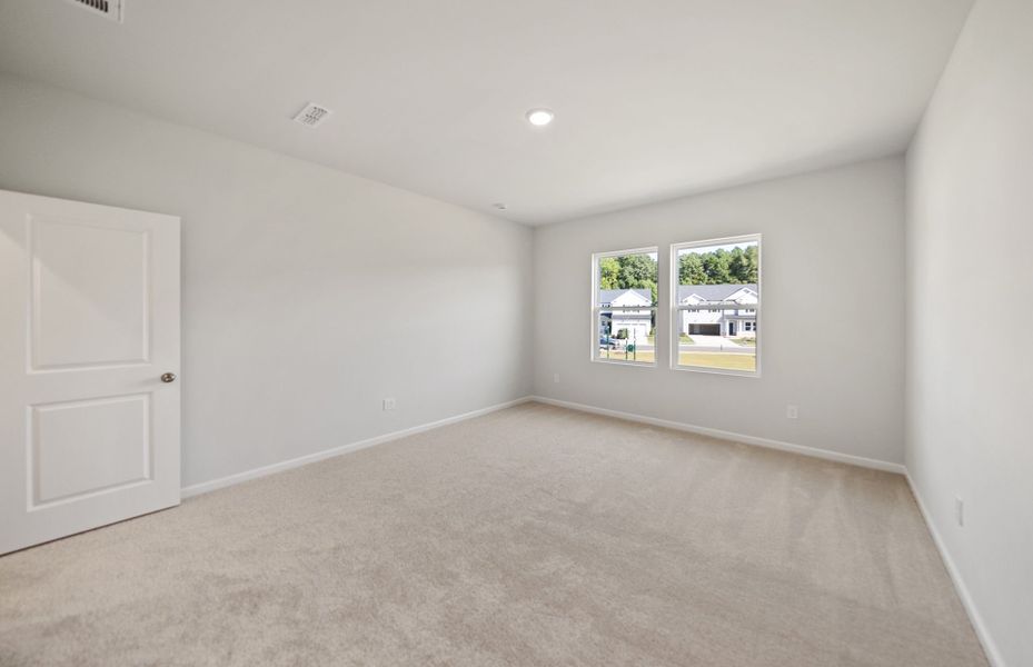 Spacious, unfurnished interior of a new home in Cambria, Garner (Image 49).