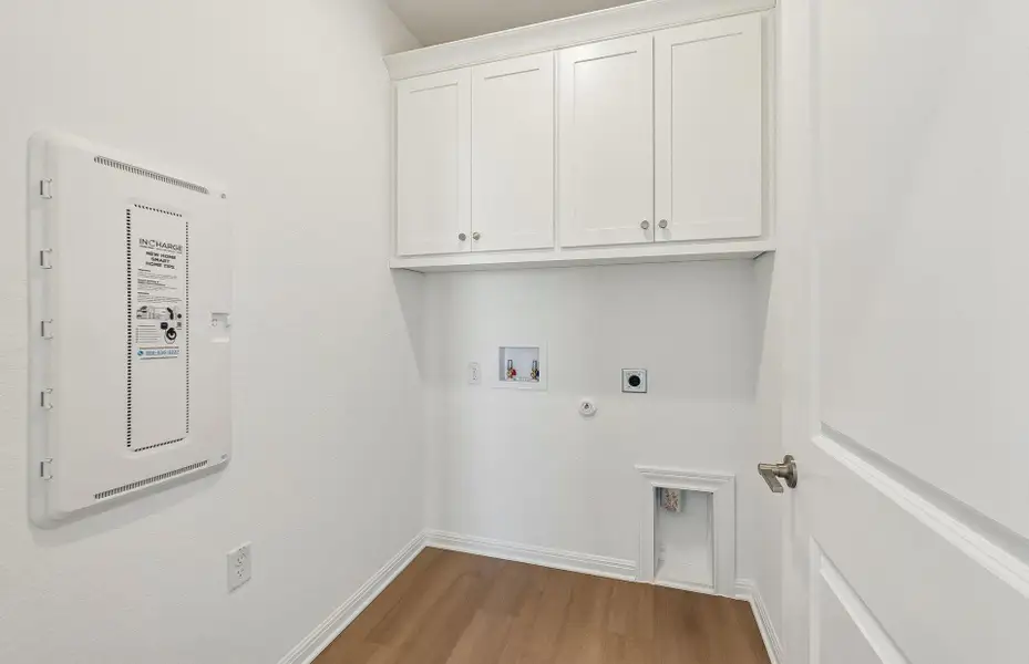 Spacious, unfurnished interior of a new home in Sun City Texas, Georgetown (Image 23). Spacious, unfurnished interior of a new home in Sun City Texas, Georgetown (Image 23).